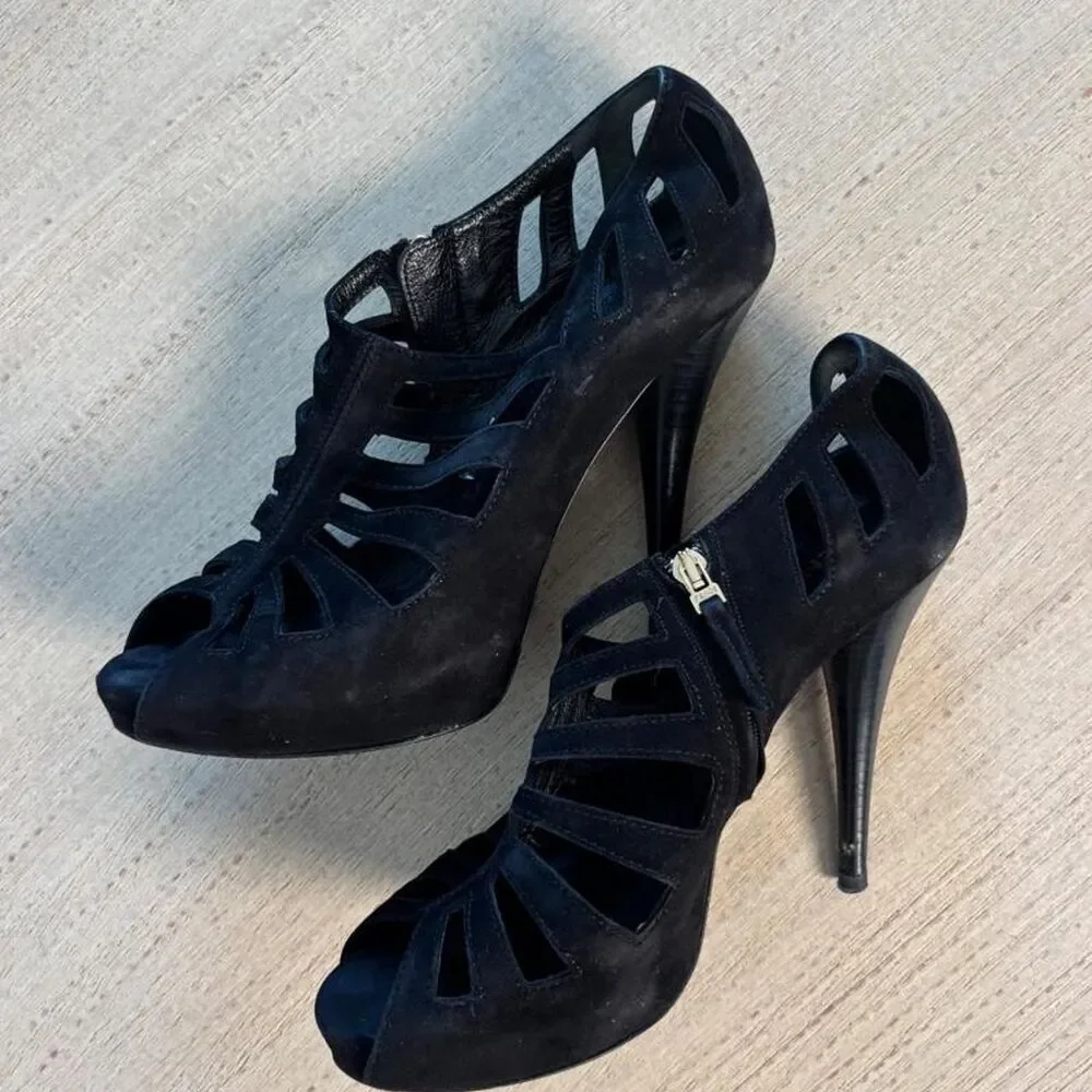 Fendi Women's Black Courts